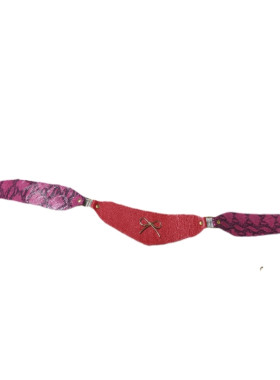 Κόκκινη με "πορους" και φουξια σταμπα φιδιου