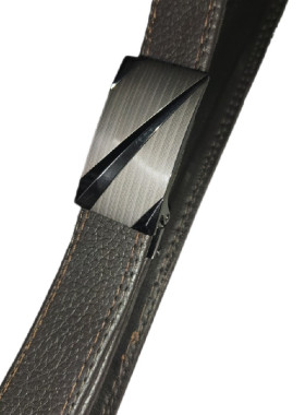 Καφέ σκούρα "με πόρους", δερμάτινη ζωνη