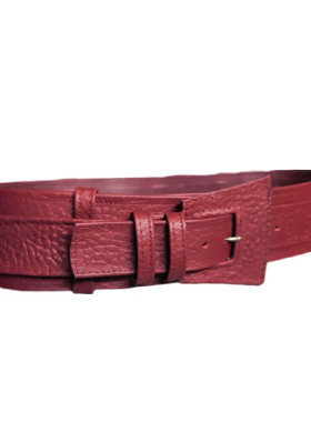 Μπορντο με εντονους χονδρούς "πορους" δερματινη ζωνη