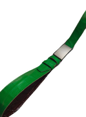 Πράσινη στο χρώμα του "γκαζόν", δερμάτινη ζώνη